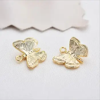 20pcs Vysokej Quatily GoldColor Á 3D Butterflies Charms Kovu, Medi 10 mm Malý Motýľ Prívesky